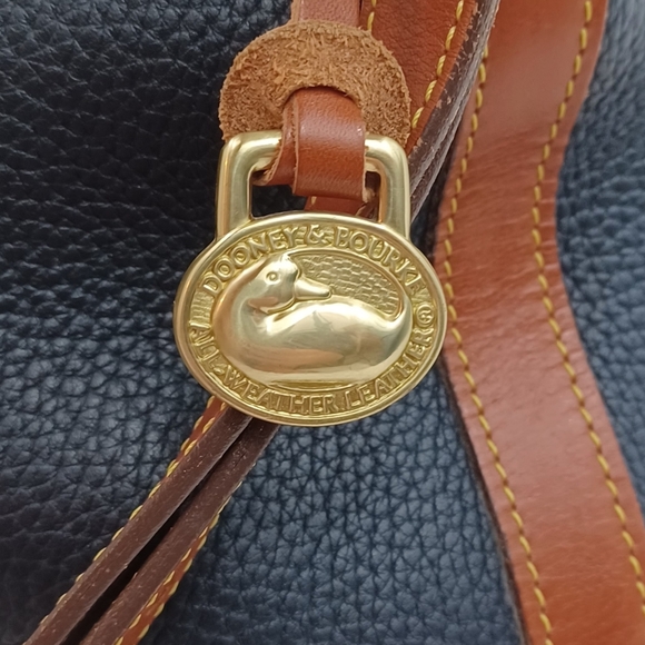 VTG Dooney & Bourke Navy and Brown Purse - Picture 5 of 16